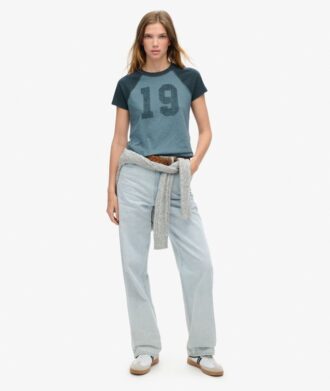 Athletic Essentials Raglan getailleerd T-shirt
