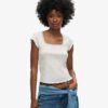 Athletic Essentials Top met vierkante hals Athletic Essentials Top met vierkante hals