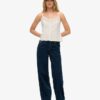 Cami-top met knoopsluiting en kant Cami-top met knoopsluiting en kant