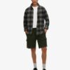 Cargo-short met contrasterende stiksels Cargo-short met contrasterende stiksels
