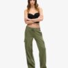 Crop-top met ruches en mesh