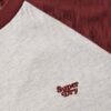 Essential Logo Raglan T-shirt van Organic Cotton Essential Logo Raglan T-shirt van Organic Cotton