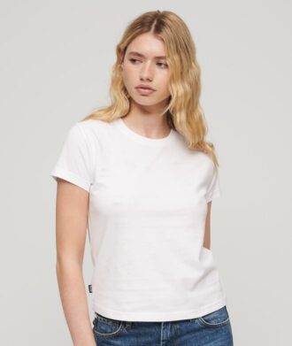 Essential Logo T-shirt met getailleerde pasvorm