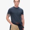 Essentieel gewassen T-shirt met zak