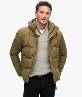 Everest kort pufferjack met capuchon