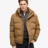 Everest kort pufferjack met capuchon