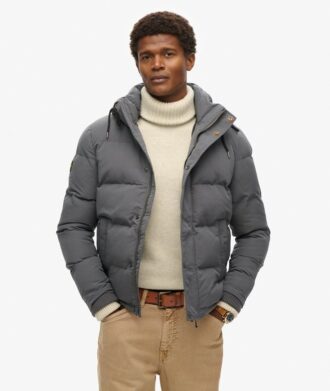 Everest kort pufferjack met capuchon