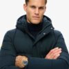 Everest kort pufferjack met capuchon