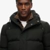 Everest kort pufferjack met capuchon