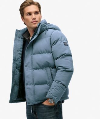 Everest kort pufferjack met capuchon