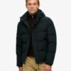 Everest kort pufferjack met capuchon