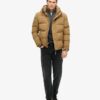 Everest kort pufferjack met capuchon