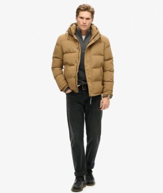 Everest kort pufferjack met capuchon