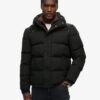 Everest kort pufferjack met capuchon