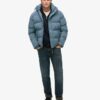 Everest kort pufferjack met capuchon