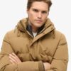 Everest kort pufferjack met capuchon