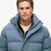 Everest kort pufferjack met capuchon