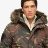 Everest Puffer bomberjack met capuchon