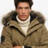 Everest Puffer bomberjack met capuchon
