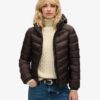Fuji gewatteerde jas met capuchon Fuji gewatteerde jas met capuchon