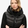 Fuji Quilt gewatteerd hooded gilet Fuji Quilt gewatteerd hooded gilet