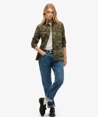 Geborduurde militaire veldjas