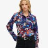 Getailleerd 70s-overhemd met print Getailleerd 70s-overhemd met print