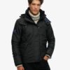 Hooded Mountain Sd-windjack met capuchon Hooded Mountain Sd-windjack met capuchon