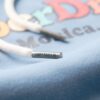Hoodie met regenbooglogo Hoodie met regenbooglogo