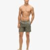 Hoogwaardige geborduurde 17-inch (43 cm) zwemshort