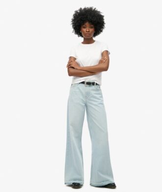 Jeans met wijde pijpen en onafgewerkte zoom