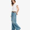 Jeans met wijde pijpen en onafgewerkte zoom Jeans met wijde pijpen en onafgewerkte zoom