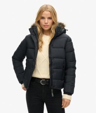 Kort Hooded Puffer jack met capuchon van imitatiebont