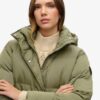 Lange Puffer-Jacke mit Capuchon