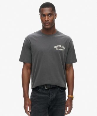 Losvallend T-shirt met tattoo-afbeelding op de rug