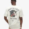 Losvallend T-shirt met tattoo-afbeelding op de rug Losvallend T-shirt met tattoo-afbeelding op de rug
