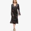 Midi-jurk met jacquard en uitlopende mouwen Midi-jurk met jacquard en uitlopende mouwen