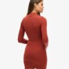 Mini-jurk met hoge hals en lange mouwen van jersey