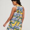 Mouwloze mini-jurk met hoge hals Mouwloze mini-jurk met hoge hals