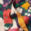 Mouwloze mini-jurk met hoge hals