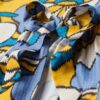 Mouwloze mini-jurk met hoge hals Mouwloze mini-jurk met hoge hals