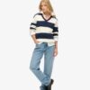 Oversized trui met strepen en kabelpatroon en V-hals Oversized trui met strepen en kabelpatroon en V-hals