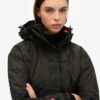 Sd-windjack met hood en borduursel