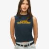 Sport Luxe grafische getailleerde tanktop Sport Luxe grafische getailleerde tanktop
