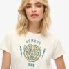 Superdry X Komodo Tiger getailleerd T-shirt Superdry X Komodo Tiger getailleerd T-shirt