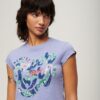 T-shirt met bloemenprint en kapmouwtjes T-shirt met bloemenprint en kapmouwtjes