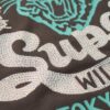 T-shirt met korte mouwen en versierde posterprint