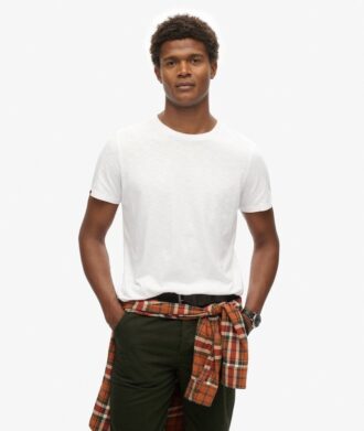 T-shirt met ronde hals en korte mouwen in shorts