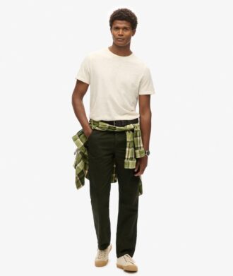 T-shirt met ronde hals en korte mouwen in shorts