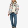 Windjack met capuchon voor in de bergen